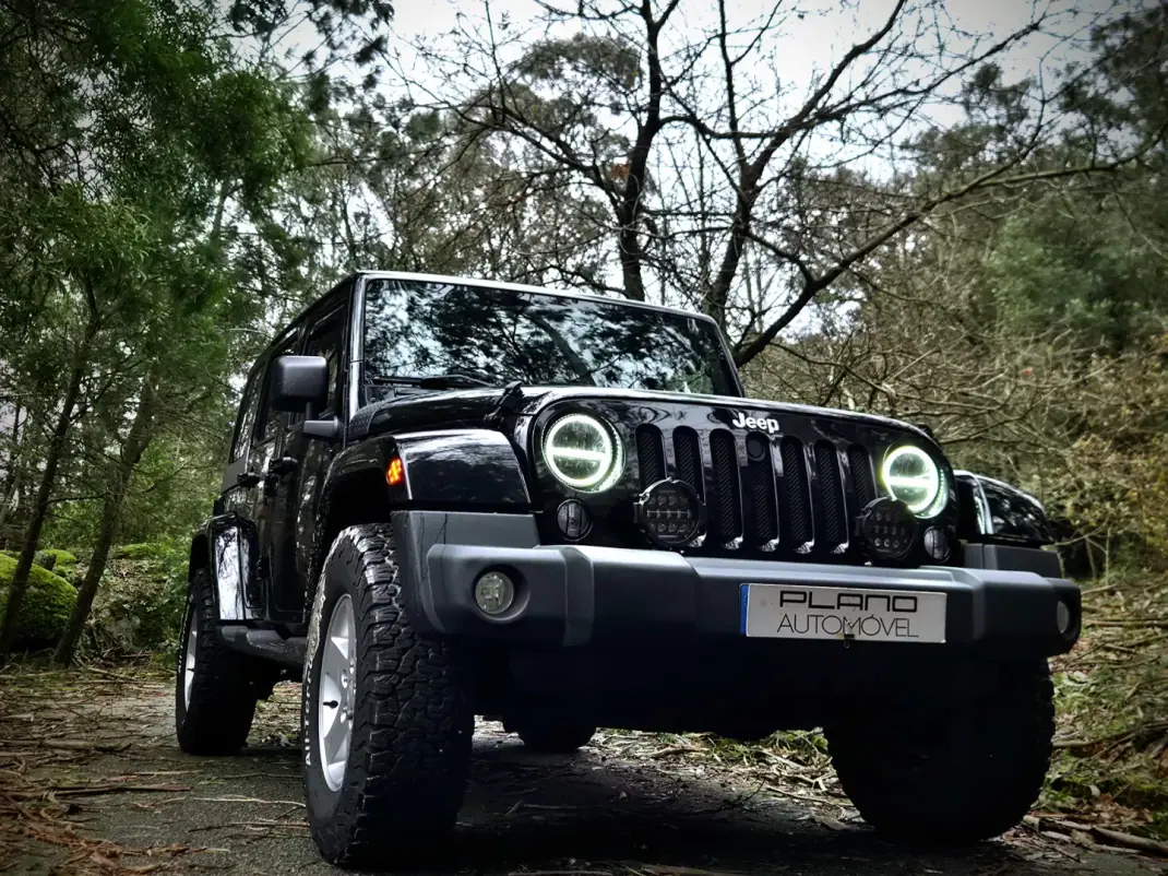 Jeep Wrangler Unlimited 2010 - 41000 EUR, 169000 km - AUTO.MOTO.pt - 169000km - foto 22 de 25