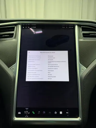 Tesla Model S 2018 - 19500 EUR, 260000 km - AUTO.MOTO.pt - 260000km - foto 15 de 23