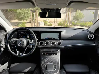 Mercedes-Benz E 300 2020 - 33900 EUR, 120000 km - AUTO.MOTO.pt - 120000km - foto 6 de 10
