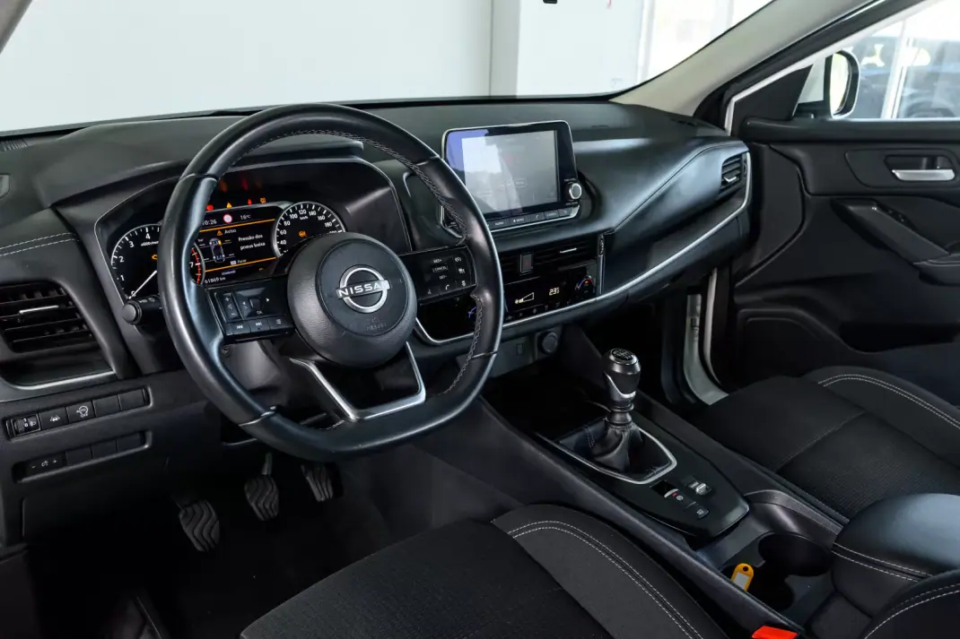 Nissan Qashqai 2023 - 23900 EUR, 32439 km - 32439km - foto 21 de 33
