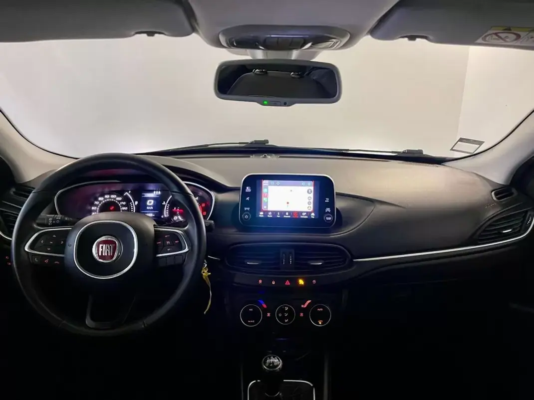 Fiat Tipo 2019 - 8900 EUR, 146000 km - AUTO.MOTO.pt - 146000km - foto 2 de 32