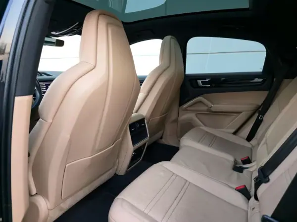 Porsche Cayenne Coupé 2021 - 82000 EUR, 57000 km - AUTO.MOTO.pt - 57000km - foto 33 de 36