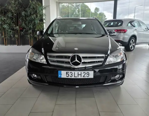 Mercedes-Benz C 220 2011 - 12900 EUR, 222771 km - AUTO.MOTO.pt - 222771km - foto 2 de 31