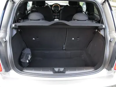 MINI 3 Portas 2018 - 18490 EUR, 164000 km - AUTO.MOTO.pt - 164000km - foto 18 de 53