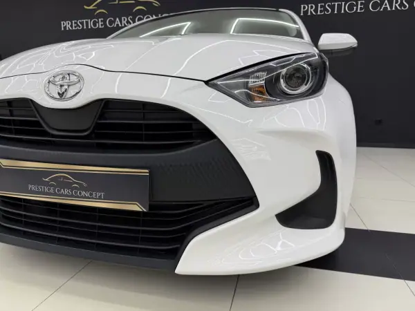 Toyota Yaris 2021 - 15950 EUR, 131306 km - AUTO.MOTO.pt - 131306km - foto 10 de 40