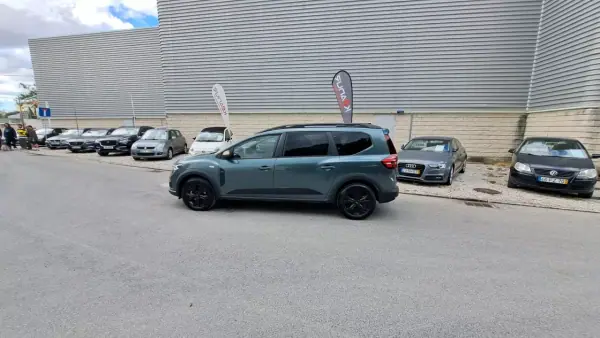 Dacia Jogger 2024 - 20890 EUR, 6203 km - AUTO.MOTO.pt - 6203km - foto 21 de 50