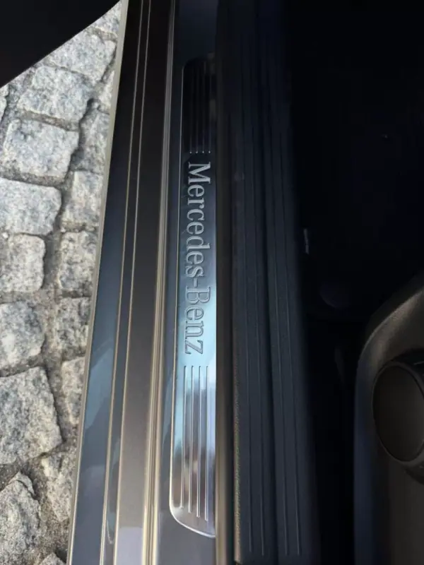 Mercedes-Benz A 180 2014 - 16500 EUR, 149990 km - 149990km - foto 21 de 34