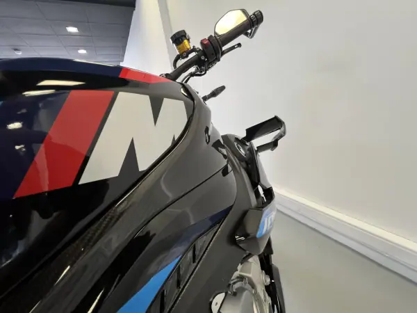 BMW M 1000 R 2023 - 26490 EUR, 10000 km - AUTO.MOTO.pt - 10000km - foto 28 de 60