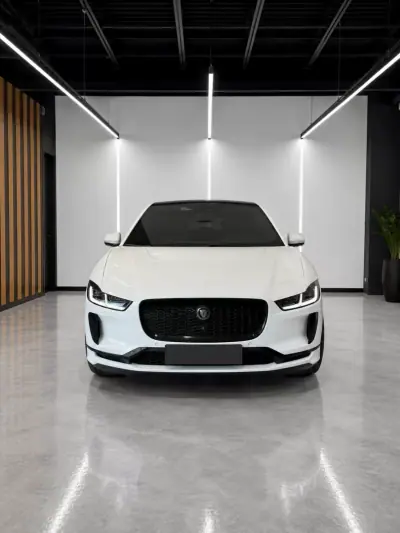 Jaguar I-Pace 2020 - 30900 EUR, 120000 km - AUTO.MOTO.pt - 120000km - foto 3 de 10