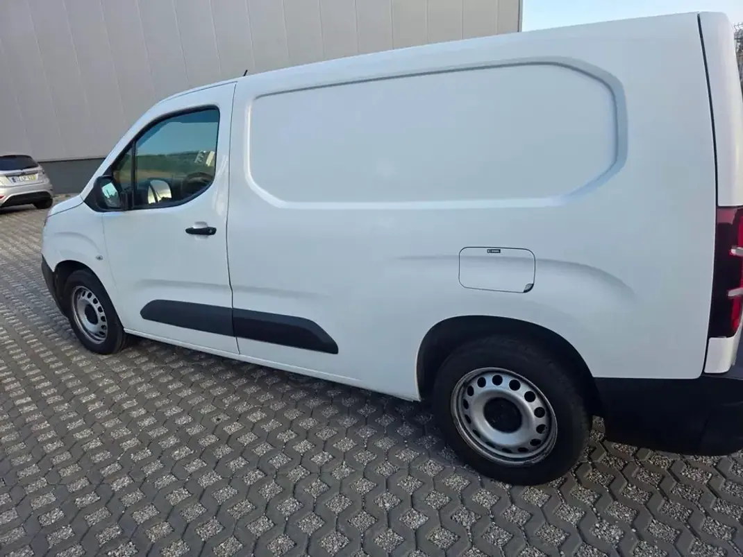 Citroën 2020 - 16990 EUR, 94349 km - 94349km - foto 11 de 15