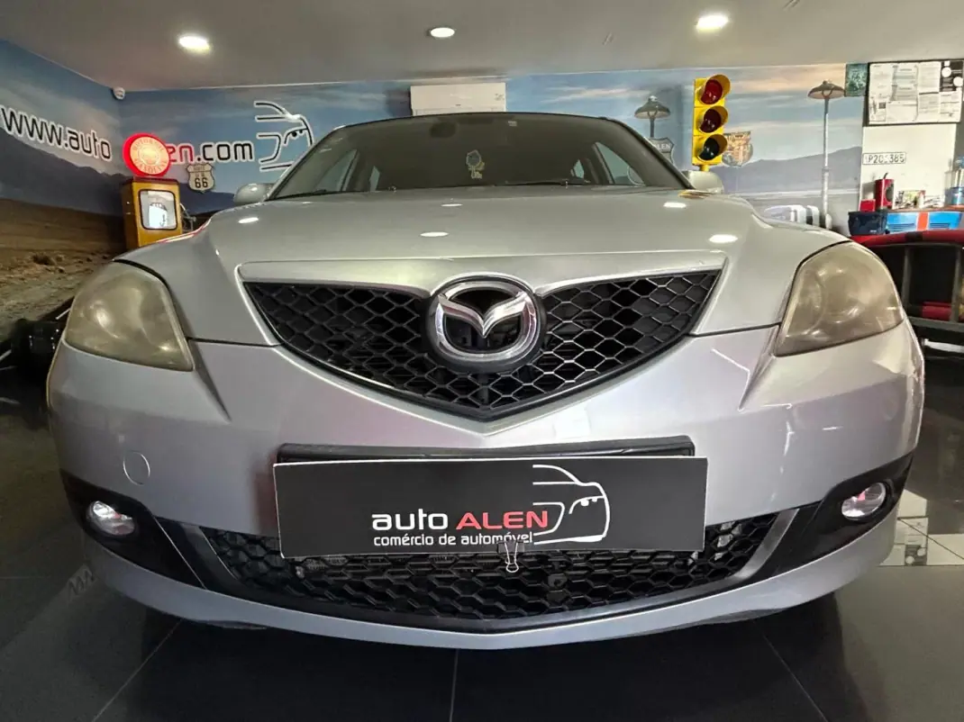 Mazda 3 2008 - 5990 EUR, 257327 km - 257327km - foto 2 de 18
