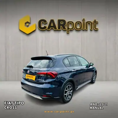 Fiat Tipo Cross 2021 - 17900 EUR, 117444 km - AUTO.MOTO.pt - 117444km - foto 4 de 10