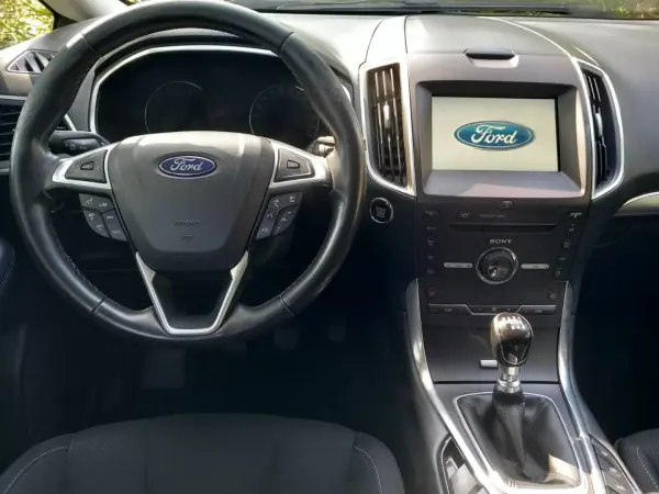 Ford S-Max 2016 - 17750 EUR, 151186 km - AUTO.MOTO.pt - 151186km - foto 22 de 35