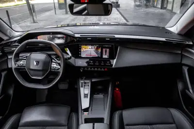 Peugeot 308 SW 2023 - 23790 EUR, 59725 km - AUTO.MOTO.pt - 59725km - foto 37 de 45