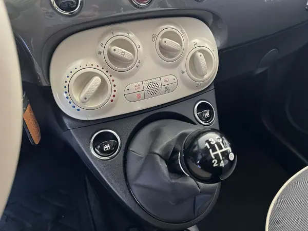 Fiat 500C 2018 - 11800 EUR, 59965 km - AUTO.MOTO.pt - 59965km - foto 14 de 21