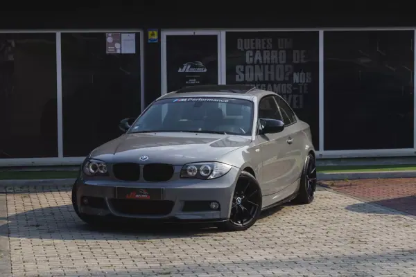 BMW 118 2013 - 17900 EUR, 180900 km - 180900km - foto 3 de 41