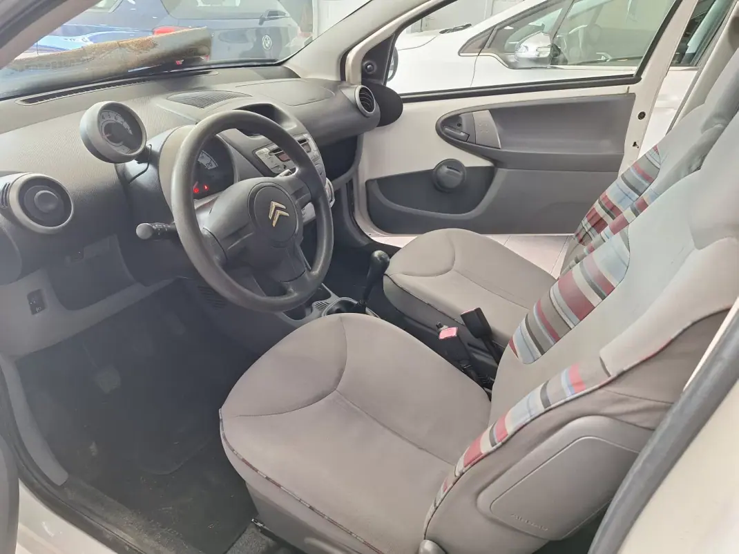 Citroën C1 2010 - 4900 EUR, 110980 km - 110980km - foto 4 de 14