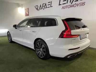 Volvo V60 2022 - 31900 EUR, 71000 km - AUTO.MOTO.pt - 71000km - foto 5 de 29
