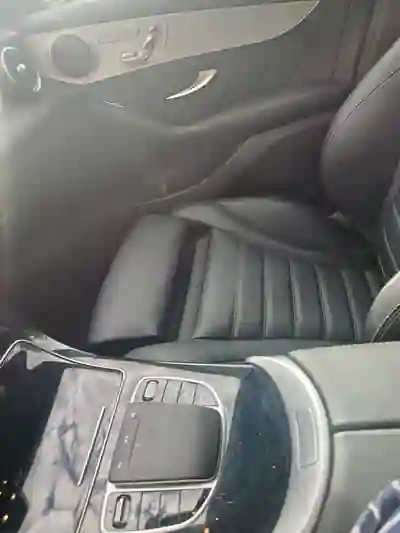 Mercedes-Benz GLC 300 2020 — foto 5 de 14