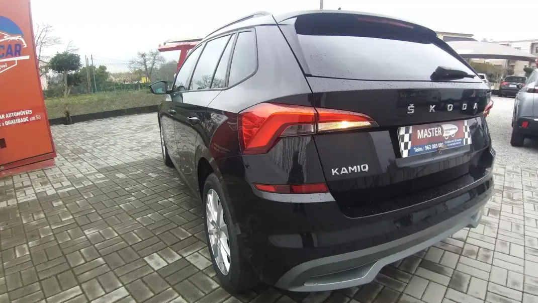 Skoda Kamiq 2022 - 17650 EUR, 59821 km - AUTO.MOTO.pt - 59821km - foto 10 de 38