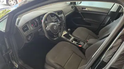 Volkswagen Golf 2013 - 7900 EUR, 207049 km - AUTO.MOTO.pt - 207049km - foto 6 de 54