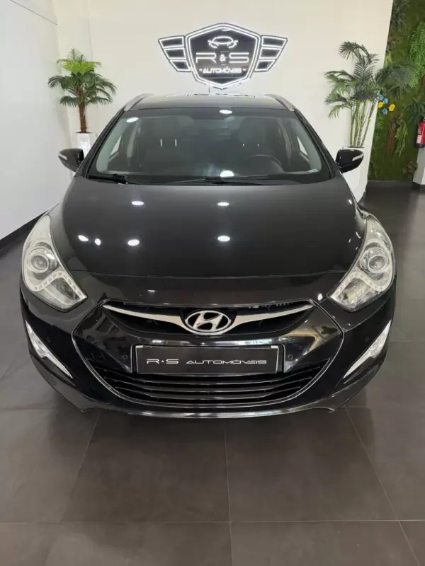 Hyundai i40 SW 2012 - 8990 EUR, 230000 km - AUTO.MOTO.pt - 230000km - foto 2 de 15