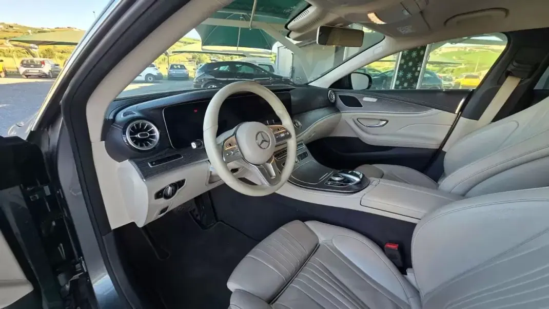 Mercedes-Benz CLS 300 2019 - 29900 EUR, 233849 km - 233849km - foto 10 de 22