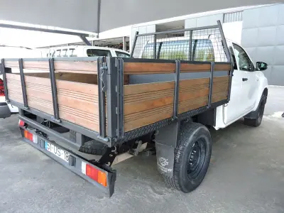 Toyota Hilux 2018 - 31500 EUR, 212452 km - 212452km - foto 6 de 11