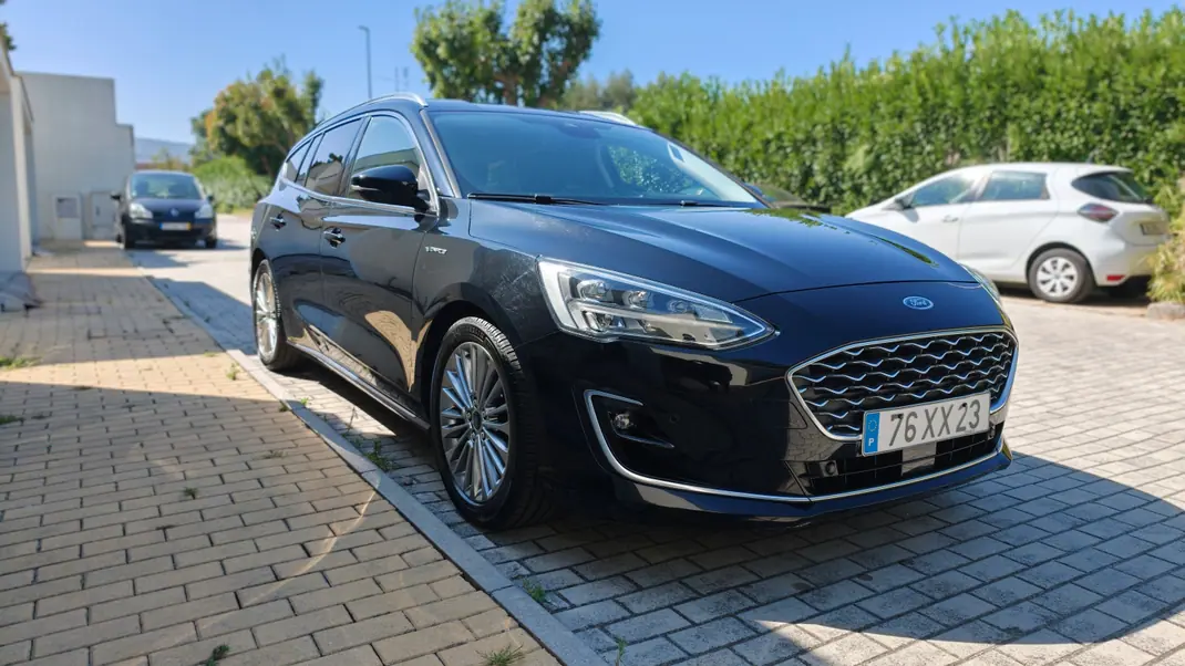 Ford Focus SW 2019 - 14900 EUR, 99500 km - AUTO.MOTO.pt - 99500km - foto 1 de 15