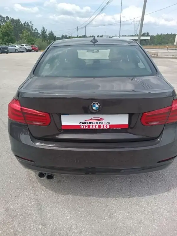 BMW 330e 2017 - 17950 EUR, 159000 km - AUTO.MOTO.pt - 159000km - foto 5 de 14