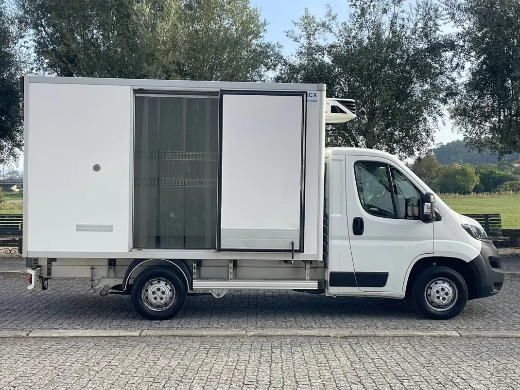 Peugeot Boxer 2020 - 25900 EUR, 155000 km - 155000km - foto 6 de 31