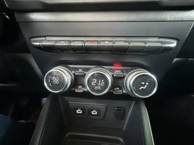 Dacia Duster 2022 - 19600 EUR, 45471 km - AUTO.MOTO.pt - 45471km - foto 17 de 20