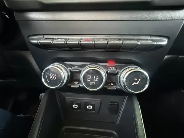 Dacia Duster 2022 - 19600 EUR, 45471 km - AUTO.MOTO.pt - 45471km - foto 17 de 20