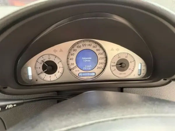 Mercedes-Benz CLK 320 2008 - 16950 EUR, 190000 km - AUTO.MOTO.pt - 190000km - foto 13 de 13
