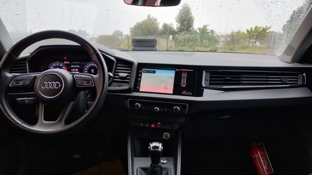 Audi A1 Sportback 2019 - 14999 EUR, 121000 km - AUTO.MOTO.pt - 121000km - foto 20 de 40