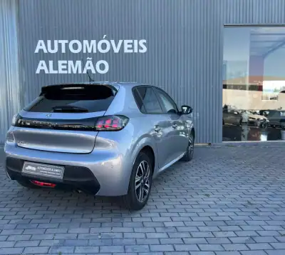 Peugeot 208 2023 - 16250 EUR, 51669 km - AUTO.MOTO.pt - 51669km - foto 4 de 19