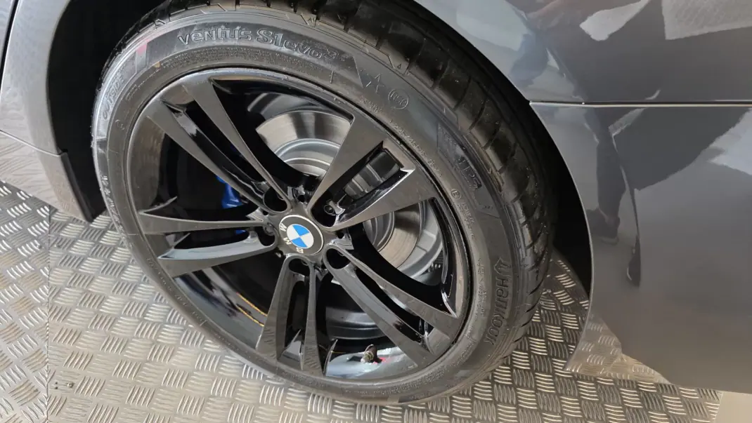 BMW 418 Gran Coupé 2015 - 16900 EUR, 272963 km - AUTO.MOTO.pt - 272963km - foto 32 de 64