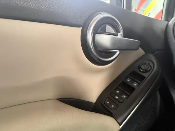 Fiat 500X 2016 - 14900 EUR, 114275 km - AUTO.MOTO.pt - 114275km - foto 18 de 28