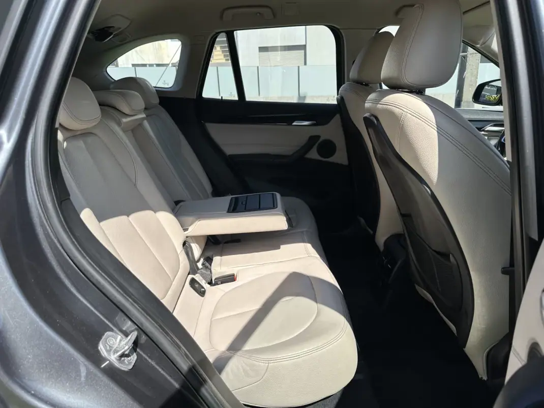 BMW X1 2016 - 17900 EUR, 200000 km - 200000km - foto 39 de 66