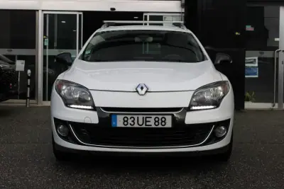 Renault Mégane Sport Tourer 2013 - 5900 EUR, 293129 km - AUTO.MOTO.pt - 293129km - foto 26 de 27