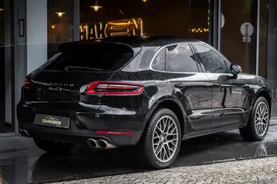 Porsche Macan 2018 - 59990 EUR, 99798 km - AUTO.MOTO.pt - 99798km - foto 4 de 45