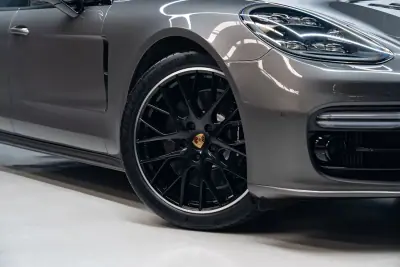 Porsche Panamera Sport Turismo 2018 - 69950 EUR, 133000 km - AUTO.MOTO.pt - 133000km - foto 4 de 60
