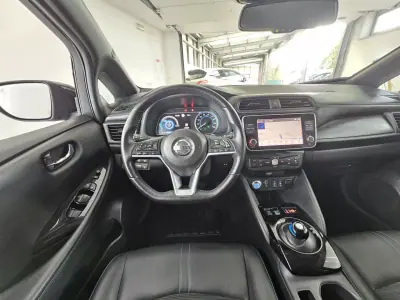 Nissan Leaf 2019 - 19500 EUR, 25097 km - AUTO.MOTO.pt - 25097km - foto 31 de 41