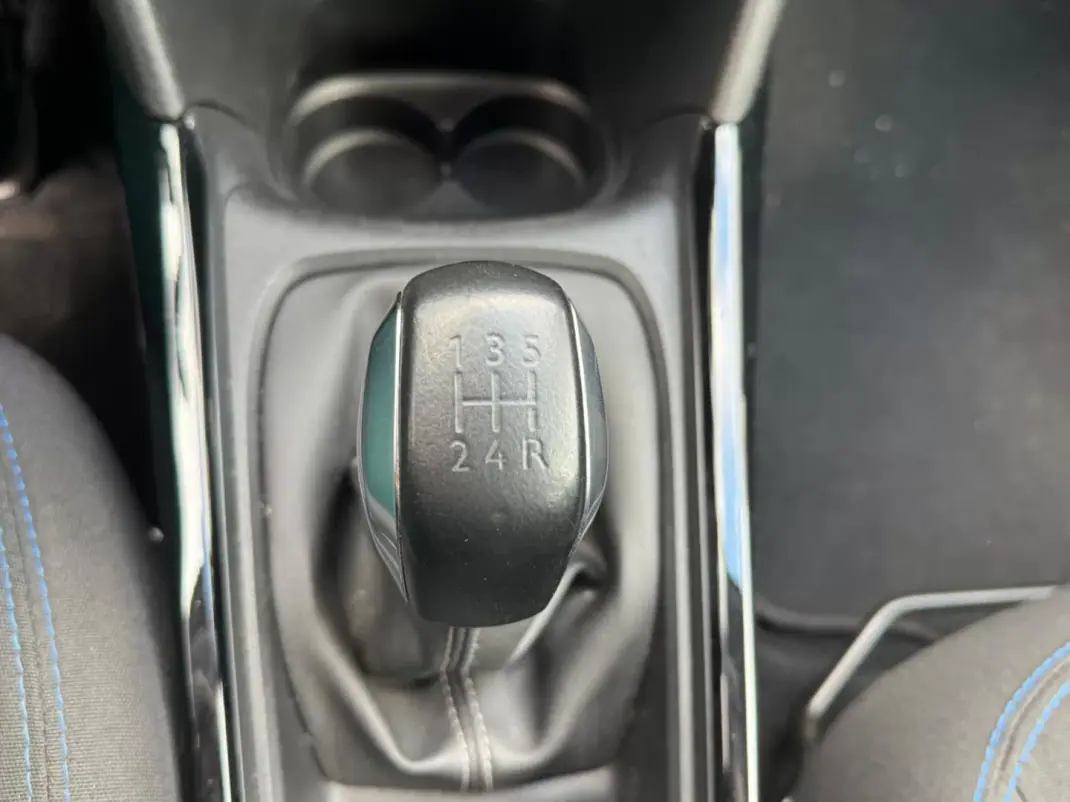 Peugeot 2008 2019 - 13900 EUR, 39416 km - AUTO.MOTO.pt - 39416km - foto 9 de 20