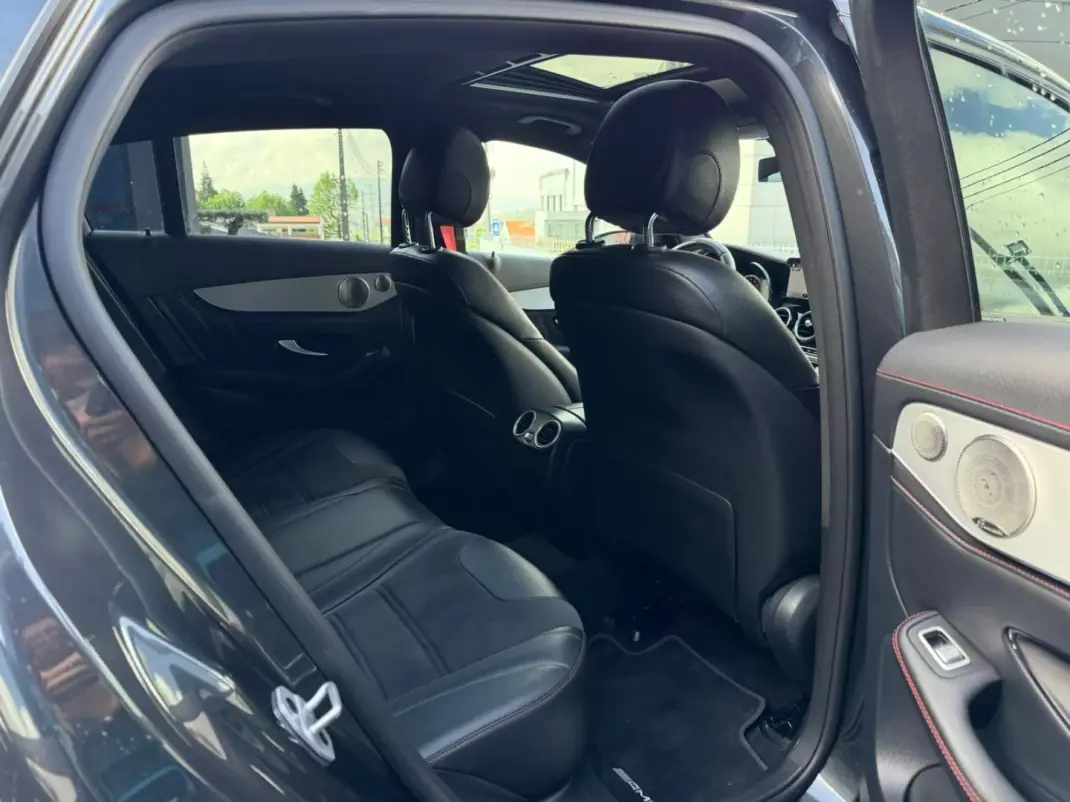 Mercedes-Benz GLC 43 AMG 2021 - 59000 EUR, 112000 km - AUTO.MOTO.pt - 112000km - foto 18 de 18