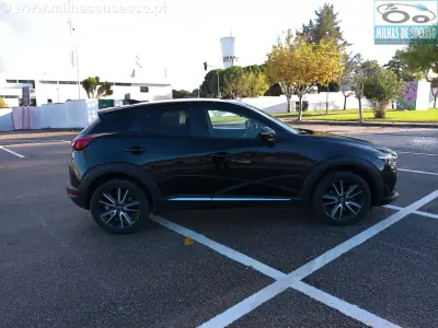 Mazda CX-3 2019 - 16850 EUR, 90000 km - AUTO.MOTO.pt - 90000km - foto 7 de 28