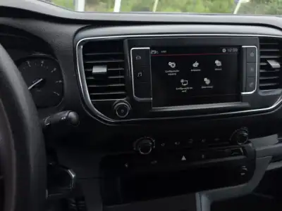 Citroën Jumpy 2019 - 15900 EUR, 122000 km - AUTO.MOTO.pt - 122000km - foto 48 de 60