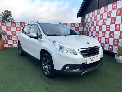 Peugeot 2008 2016 - 10990 EUR, 184350 km - 184350km - foto 1 de 19