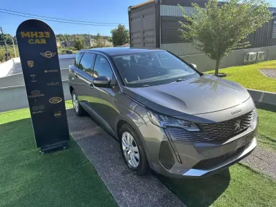 Peugeot 5008 2021 - 18900 EUR, 200000 km - AUTO.MOTO.pt - 200000km - foto 4 de 60