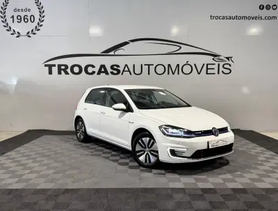 Volkswagen e-Golf 2020 — foto 3 de 45